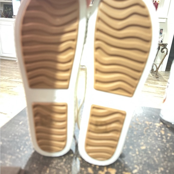 Reef  Water Vista Cream Woven Sandals - Picture 5 of 6